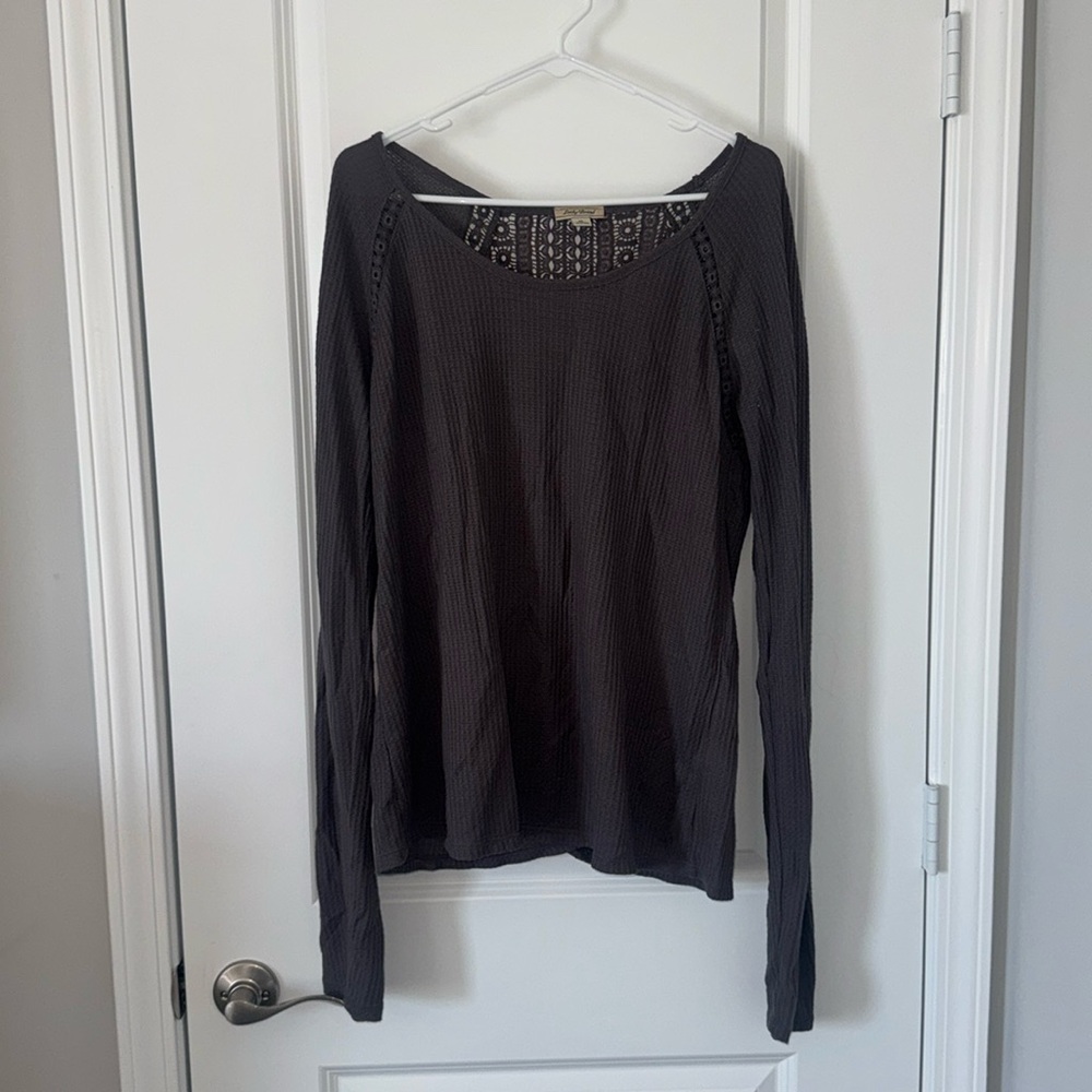 Lucky Brand long sleeve waffle knit Grey